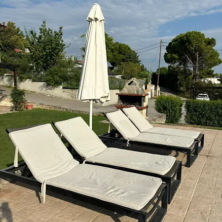 Paradise Villa *